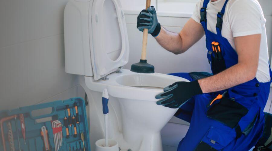 Professional same day plumber in Hammond, OR